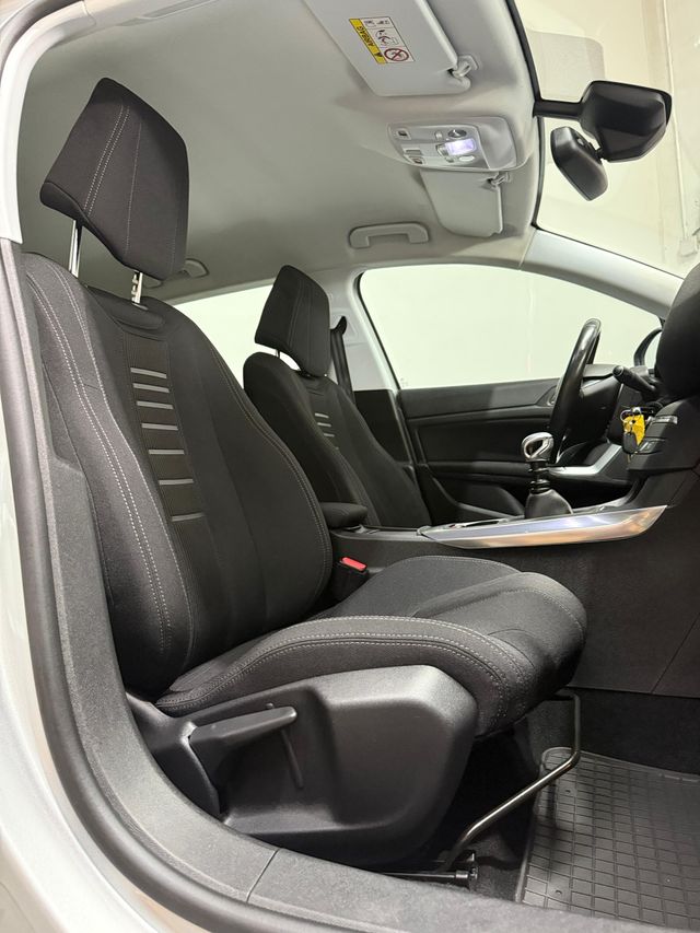 Peugeot 308 2014