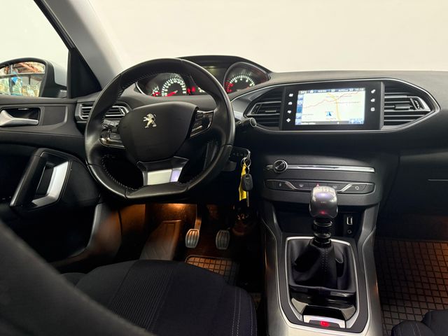 Peugeot 308 2014