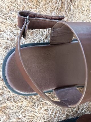 Sandalias romanas marrones talla 44