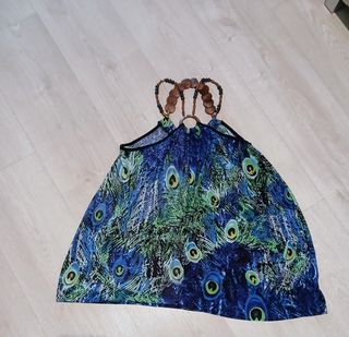 Top fluido estampado pavo real