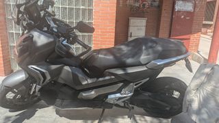 Honda XADV 750