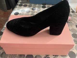 Zapatos Alma en Pena Negro , usados cuatro horas.