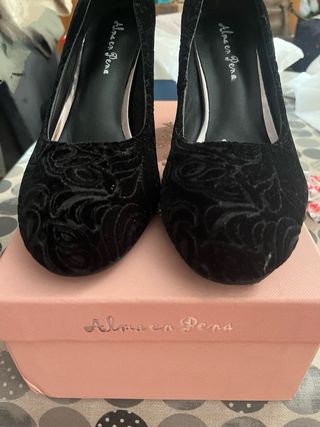 Zapatos Alma en Pena Negro , usados cuatro horas.