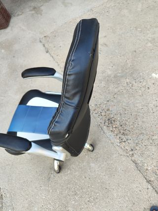 Silla Gaming Negra y Azul