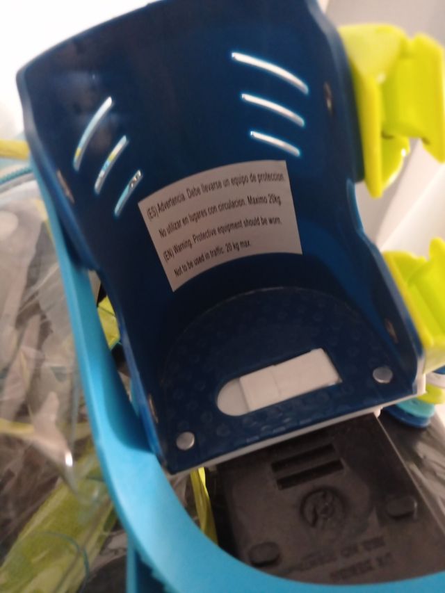 Equipo de patinaje infantil