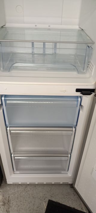 Nevera Combi Bosch no Frost energía A+