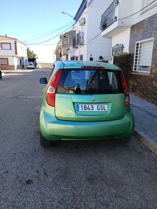 Suzuki Splash 2010