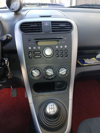 Suzuki Splash 2010