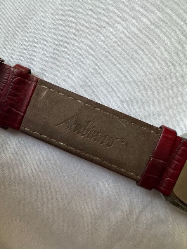 Reloj Arabians Ovalado