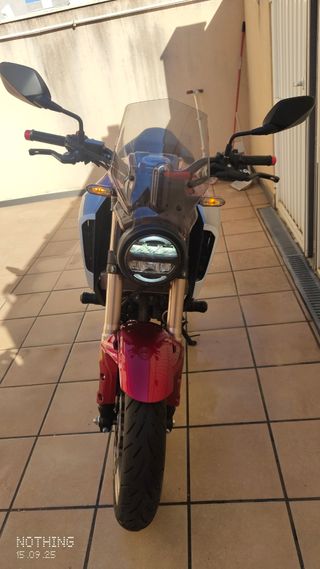 Honda CB125R - Moto Deportiva