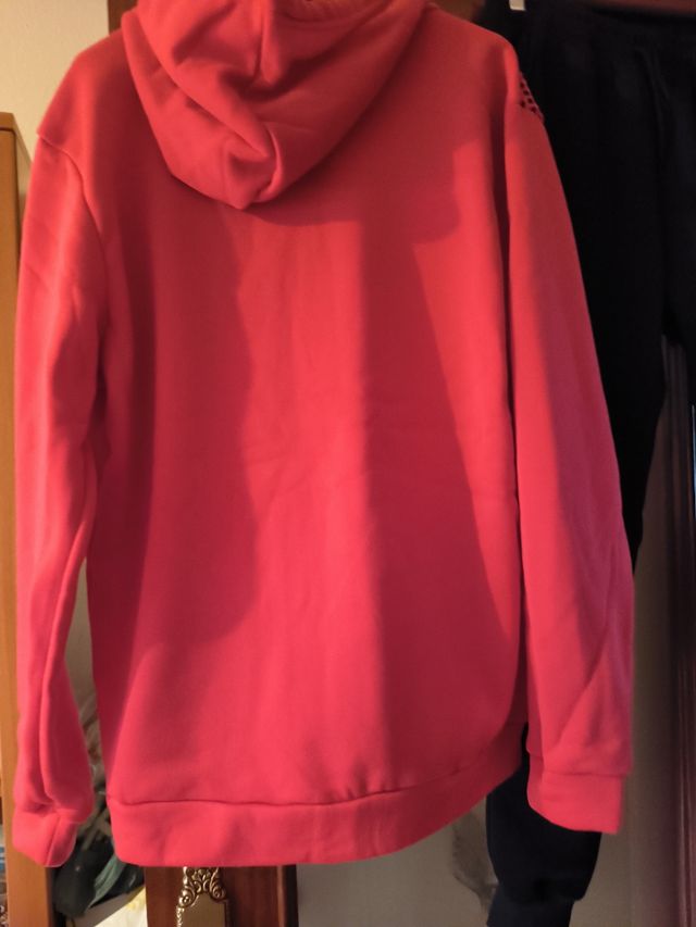 Chándal hombre con dragón a estrenar