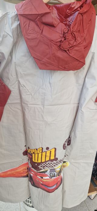 Chubasquero Cars Talla 8 Disney Pixar