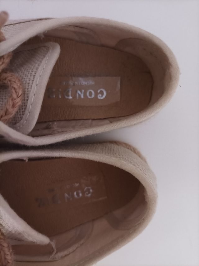 Zapatos de lona con cordones