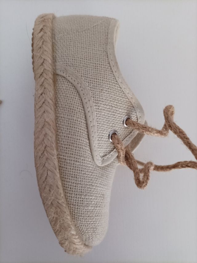 Zapatos de lona con cordones