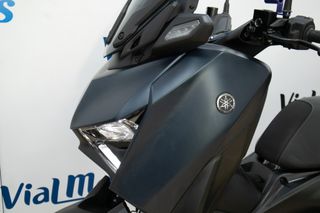 YAMAHA XMAX 300 2023