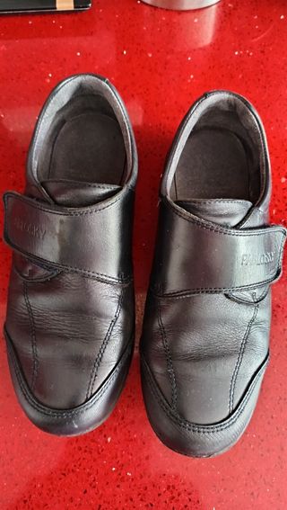 Zapatos Pablosky colegiales negros
