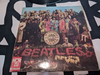 Beatles Sgt. Pepper's Lonely Hearts Club Band