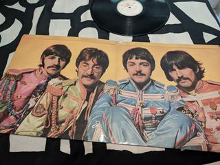 Beatles Sgt. Pepper's Lonely Hearts Club Band