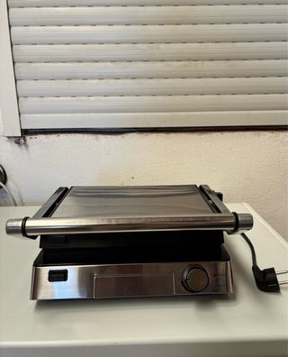 Parrilla de contacto 2000W