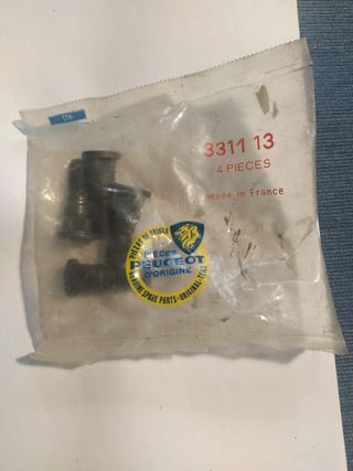 Espárragos Rueda Peugeot 3311 13 (4 uds)