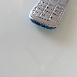 Telefonino Brondi Oysters Blu/Argento