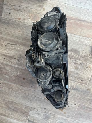 Faro piloto Passat 2016 b8 familiar