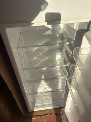 Frigorífico Daewoo blanco