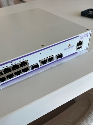 Switch Gigabit PoE SFP Alcatel-Lucent OS6350-P10