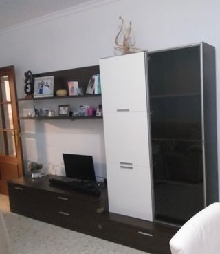 Mueble modular vitrina y estanterías