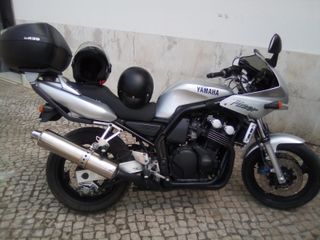 Yamaha Fazer 600