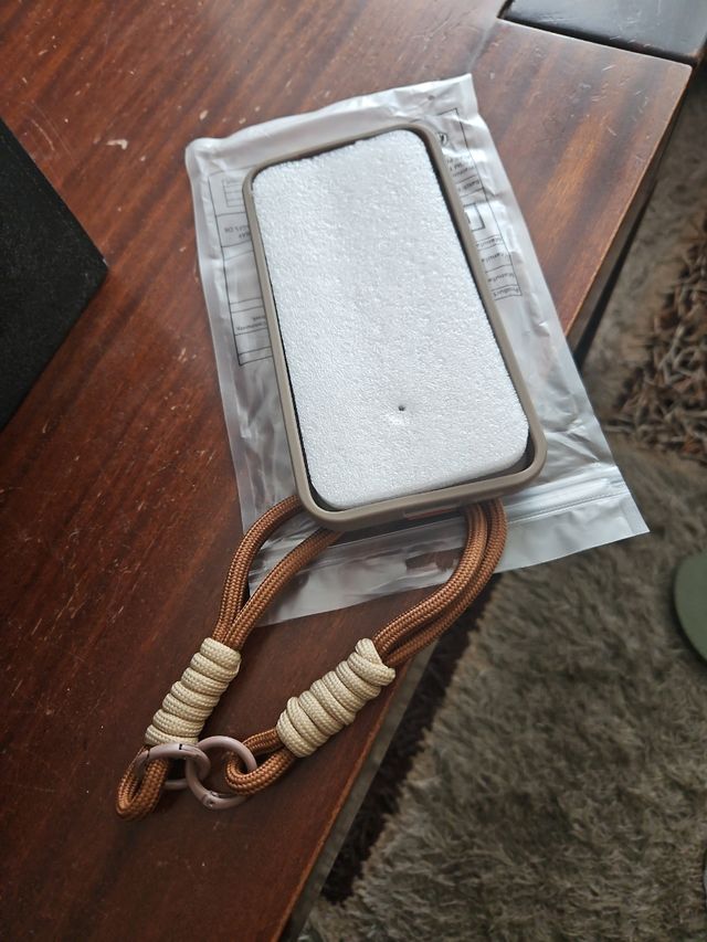 Funda S23 plus Animal Print con Cuerda