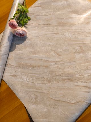 Carta da parati autoadesiva effetto marmo