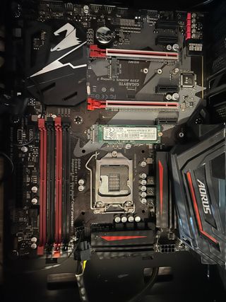 Gigabyte Z370 Aorus Gaming 3 Placa Base