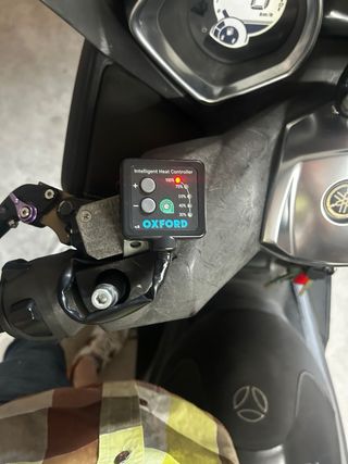 Yamaha X-MAX 125cc Momo Design