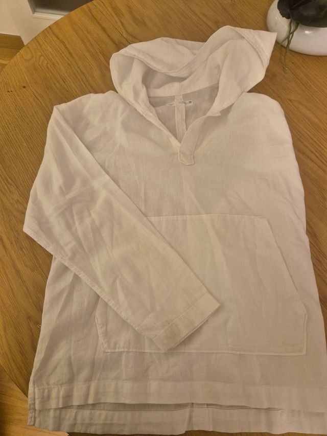 Camisa de niño blanca con capucha talla 11-12
