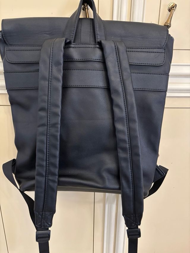 Zaino nero unisex KIOMI