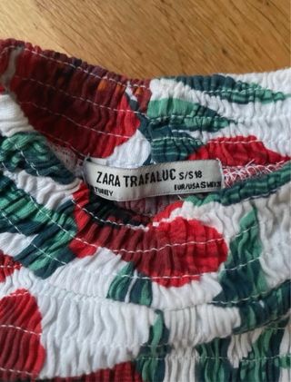Top Zara floral
