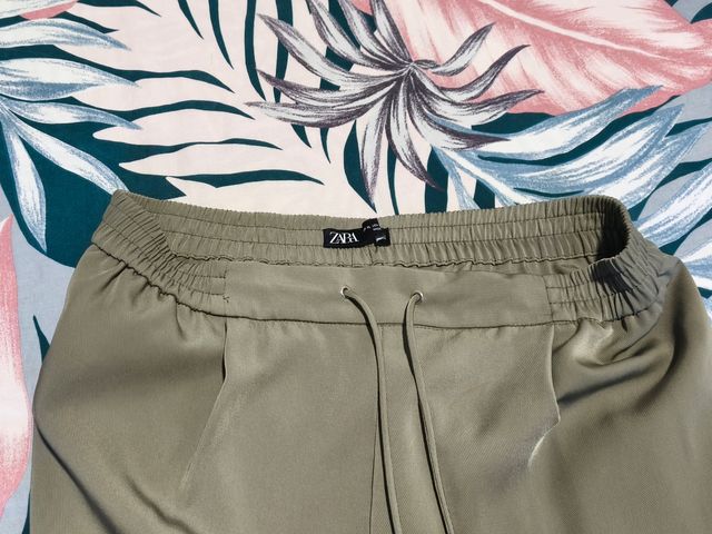 Pantalón Zara Verde Oliva Talla XL