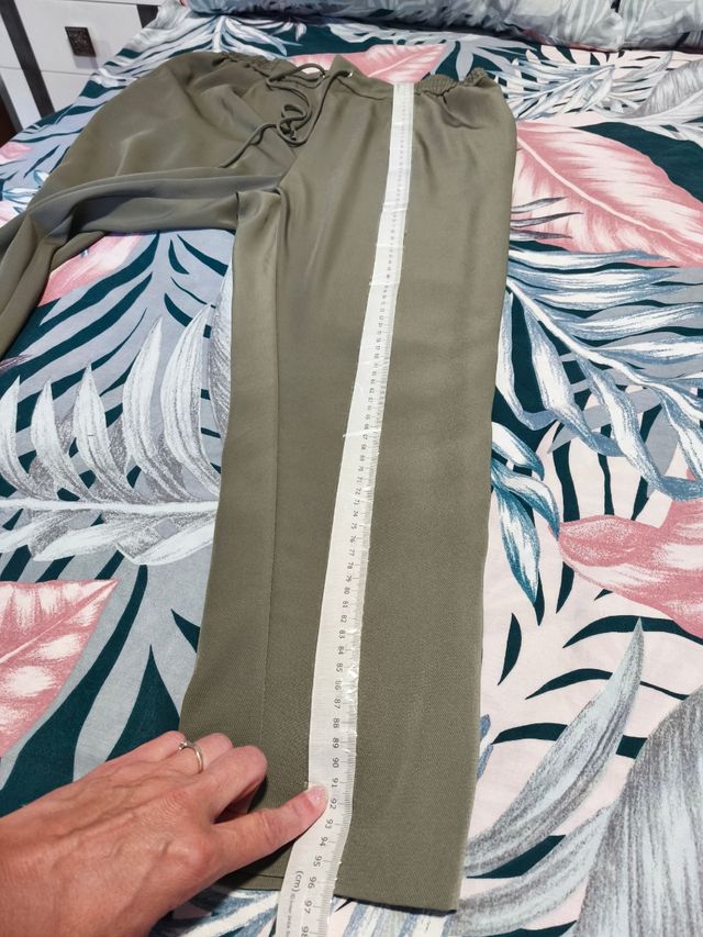 Pantalón Zara Verde Oliva Talla XL