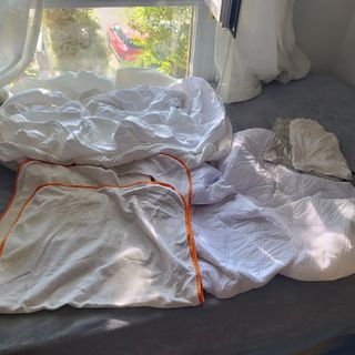 Lote sábanas para minicuna, cuna y protectores