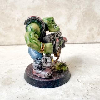 Warhammer 40K Ork Rokkit Launcha Miniatura