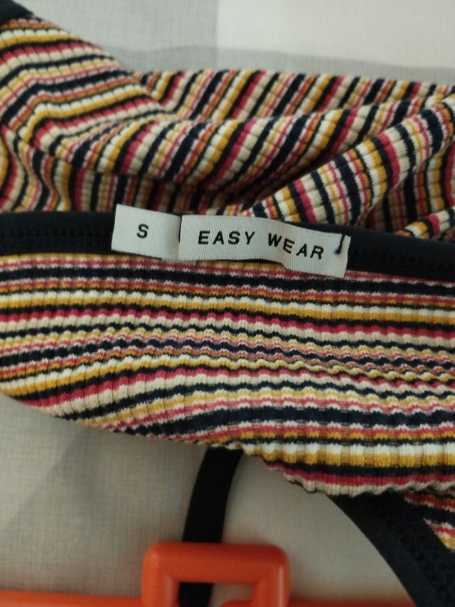 Body de tirantes con rayas