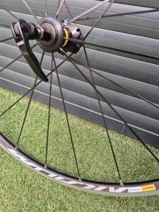 Ruedas bicicleta Carretera mavic zapata