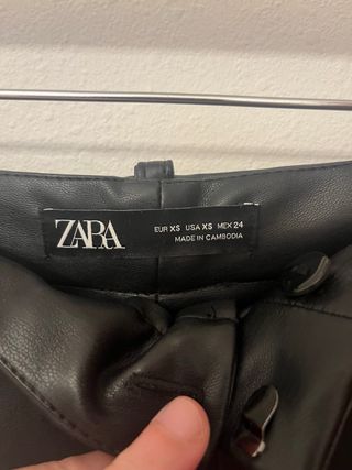 Bermudas largas Zara negras