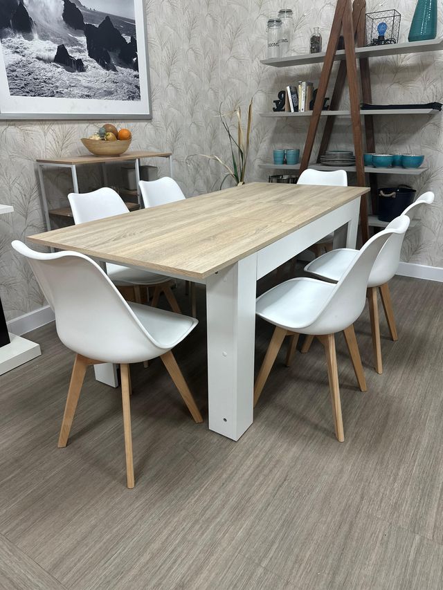 Mesa extensible y 6 sillas