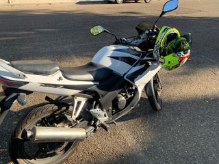 Honda CBR 125R