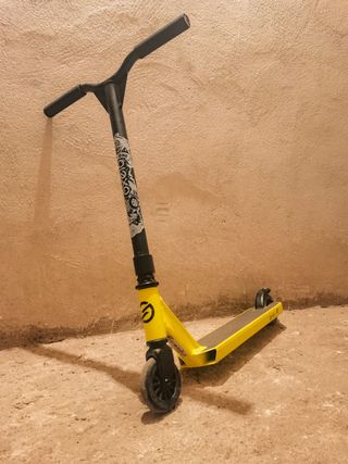 Patinete infantil Oxelo amarillo