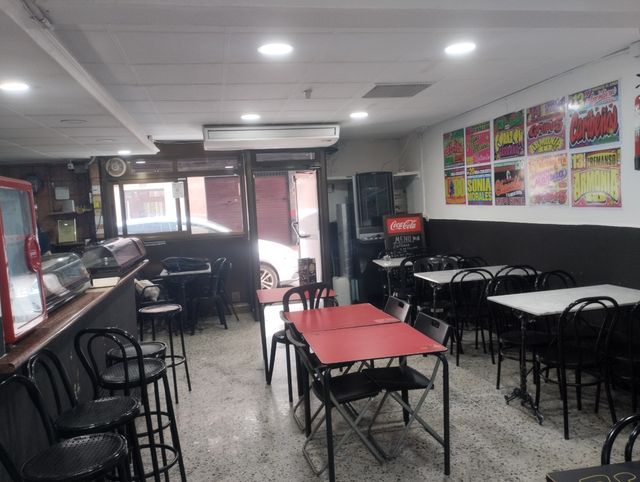 Traspaso Bar Cafetería Restaurante C3 en Fondo BCN