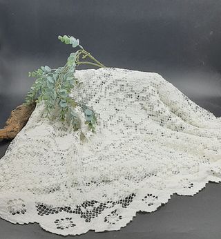 Tovaglia rotonda vintage in pizzo