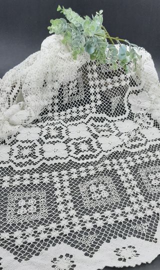 Tovaglia rotonda vintage in pizzo